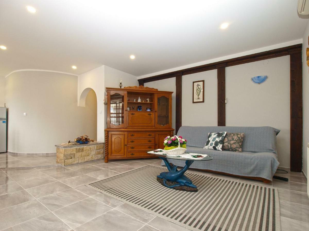 Apartments Dragica 1251 Fažana Dış mekan fotoğraf